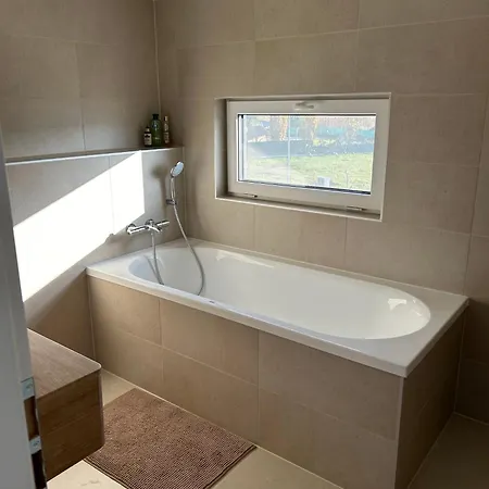 Family Golf House * Sajdikove Humence