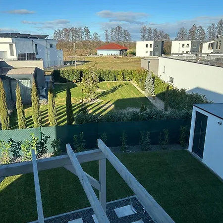 Family Golf House Vakantiehuis Sajdikove Humence