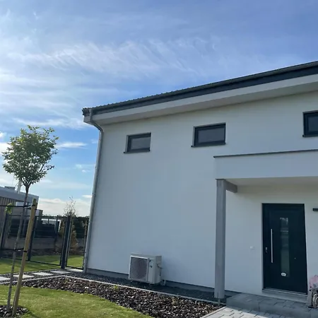 Family Golf House Semesterbostad